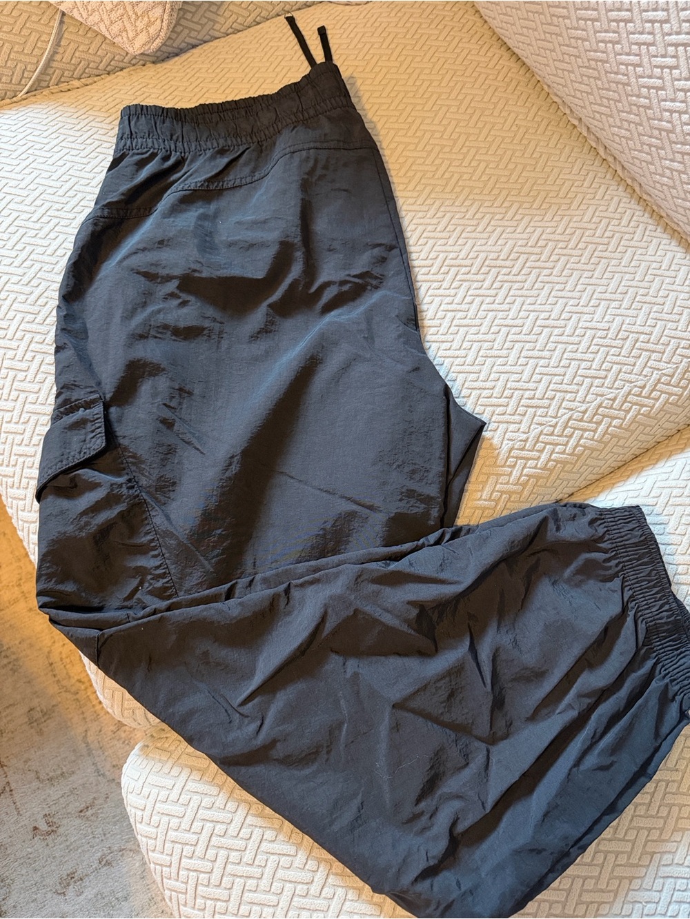 Women’s Black Elastic Waist Jogger Pants